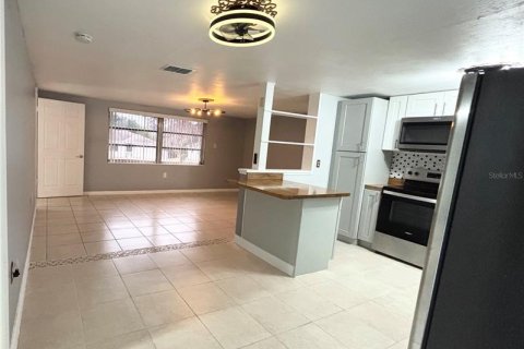 Casa en venta en Beverly Hills, Florida, 2 dormitorios, 116.59 m2 № 2231956 - foto 16