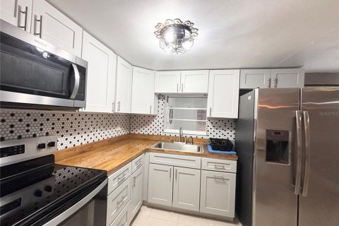 Casa en venta en Beverly Hills, Florida, 2 dormitorios, 116.59 m2 № 2231956 - foto 13