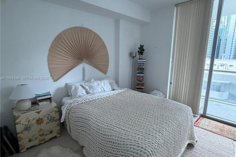 Condo in Miami, Florida, 1 bedroom № 2045701 - photo 8