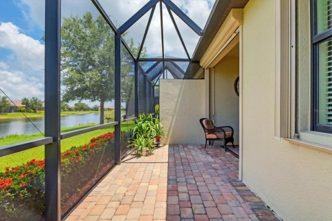 House in Venice, Florida 2 bedrooms, 146.04 sq.m. № 1856408 - photo 27
