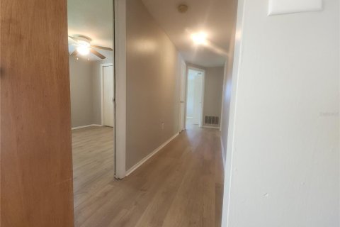 House in Sarasota, Florida 3 bedrooms, 133.59 sq.m. № 1803477 - photo 7