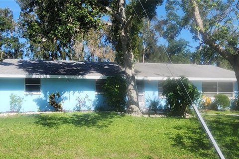 House in Sarasota, Florida 3 bedrooms, 133.59 sq.m. № 1803477 - photo 2