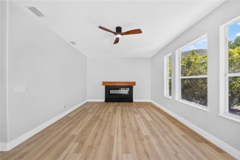 House in Melbourne, Florida 3 bedrooms, 240.43 sq.m. № 2225521 - photo 24