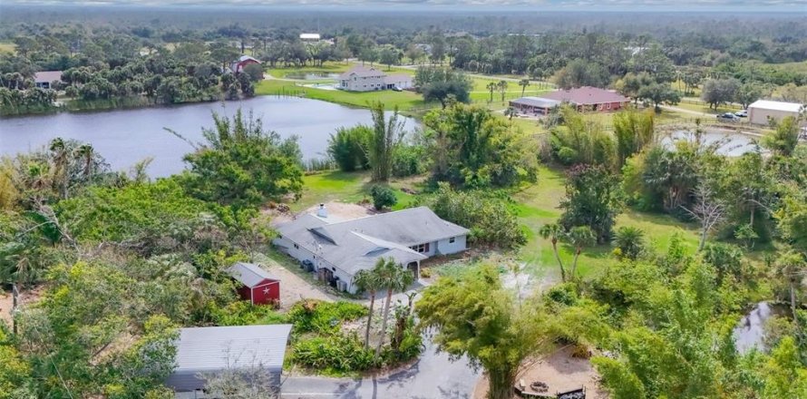 Casa en Englewood, Florida 3 dormitorios, 195.09 m2 № 1526443