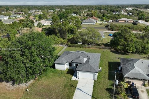 Купить виллу или дом в Лихай-Эйкерс, Флорида 3 спальни, № 1978171 - фото 17