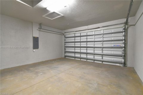 Купить виллу или дом в Лихай-Эйкерс, Флорида 3 спальни, № 1978171 - фото 14