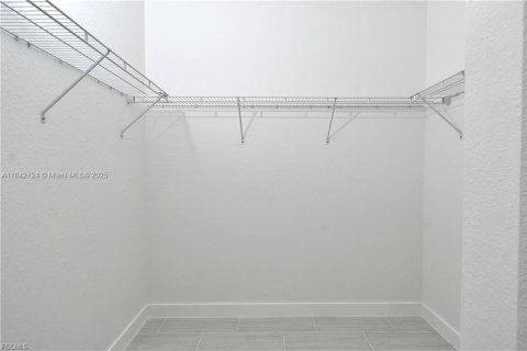 Купить виллу или дом в Лихай-Эйкерс, Флорида 3 спальни, № 1978171 - фото 12