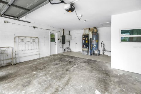 House in Saint Petersburg, Florida 3 bedrooms, 159.79 sq.m. № 1824728 - photo 20