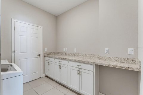 Villa ou maison à vendre à Lakeland, Floride: 4 chambres, 238.39 m2 № 2417012 - photo 25