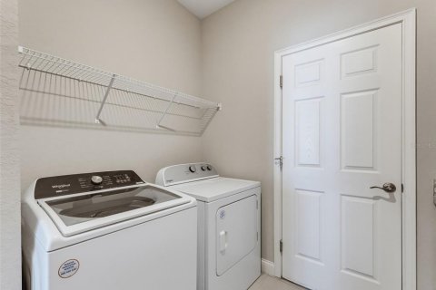 Villa ou maison à vendre à Lakeland, Floride: 4 chambres, 238.39 m2 № 2417012 - photo 23