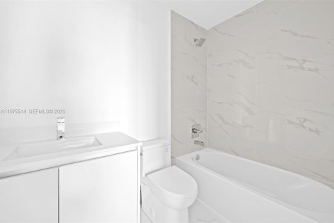 Condo in Miami, Florida, 3 bedrooms № 2259655 - photo 21