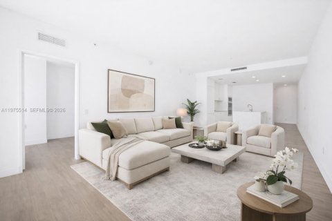 Condo in Miami, Florida, 3 bedrooms № 2259655 - photo 2