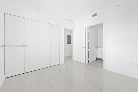 Condo in Miami, Florida, 3 bedrooms № 2259655 - photo 23