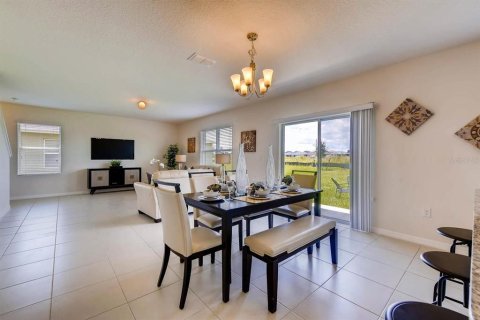 Villa ou maison à vendre à Sanford, Floride: 4 chambres, 225.94 m2 № 1903716 - photo 5