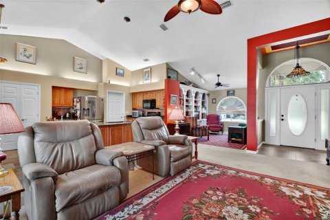 Casa en venta en Leesburg, Florida, 3 dormitorios, 157.1 m2 № 1911418 - foto 6