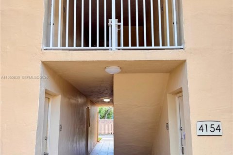 Appartement à louer à Doral, Floride: 2 chambres, 98.48 m2 № 2006179 - photo 18