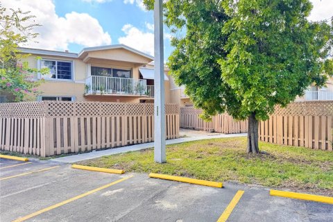 Appartement à louer à Doral, Floride: 2 chambres, 98.48 m2 № 2006179 - photo 20