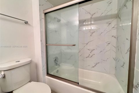 Appartement à louer à Doral, Floride: 2 chambres, 98.48 m2 № 2006179 - photo 15