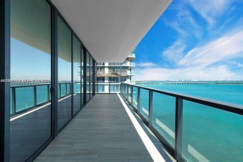 Condominio en venta en Miami, Florida, 4 dormitorios, 254.83 m2 № 2182009 - foto 9