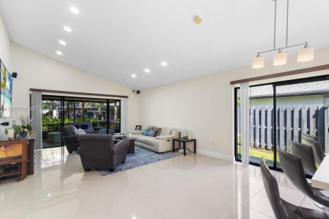 Condominio en venta en Weston, Florida, 2 dormitorios, 138.42 m2 № 1984087 - foto 12