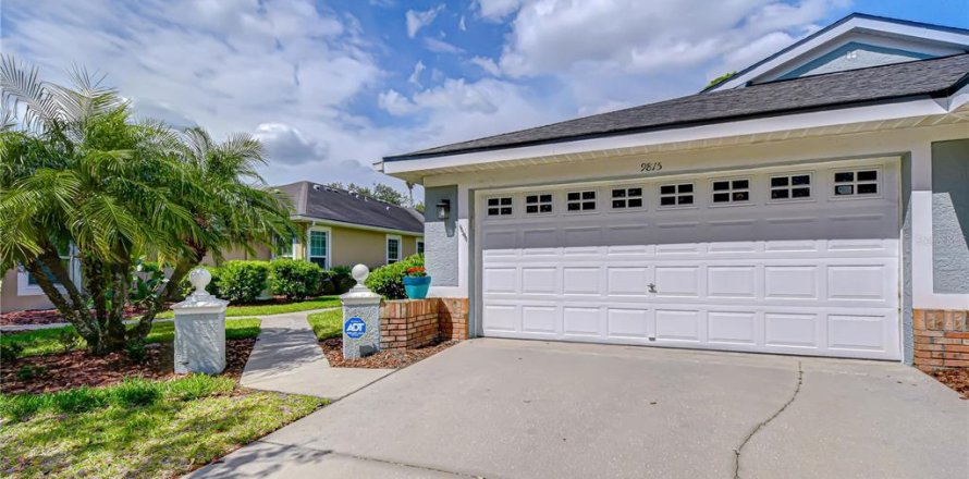 Casa en Tampa, Florida 3 dormitorios, 169.92 m2 № 2093514