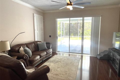 Casa en venta en Tampa, Florida, 3 dormitorios, 169.92 m2 № 2093514 - foto 5