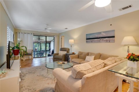 Condo in Safety Harbor, Florida, 2 bedrooms № 2157432 - photo 8
