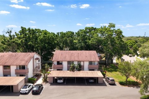Condo in Safety Harbor, Florida, 2 bedrooms № 2157432 - photo 2