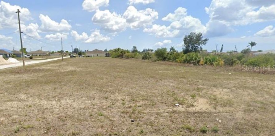 Terreno en Cape Coral, Florida № 1509754