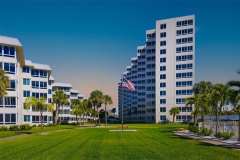 Copropriété à vendre à Sarasota, Floride: 2 chambres, 123.93 m2 № 2102027 - photo 2