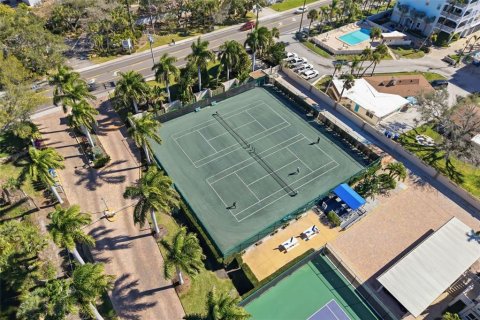 Copropriété à vendre à Sarasota, Floride: 2 chambres, 123.93 m2 № 2102027 - photo 29