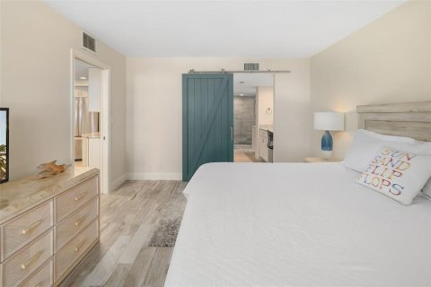 Copropriété à vendre à Sarasota, Floride: 2 chambres, 123.93 m2 № 2102027 - photo 14