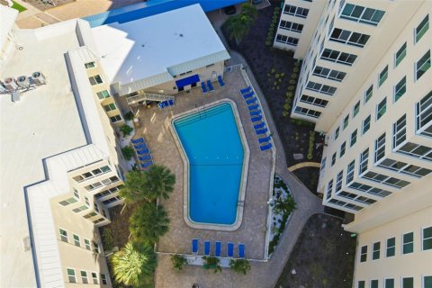 Copropriété à vendre à Sarasota, Floride: 2 chambres, 123.93 m2 № 2102027 - photo 26