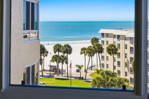 Copropriété à vendre à Sarasota, Floride: 2 chambres, 123.93 m2 № 2102027 - photo 12
