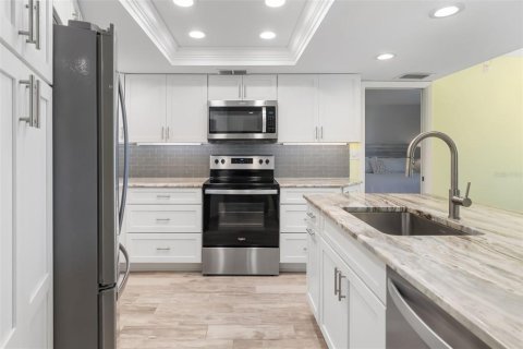 Copropriété à vendre à Sarasota, Floride: 2 chambres, 123.93 m2 № 2102027 - photo 5