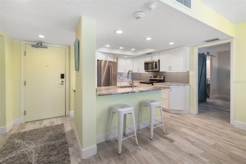 Copropriété à vendre à Sarasota, Floride: 2 chambres, 123.93 m2 № 2102027 - photo 4