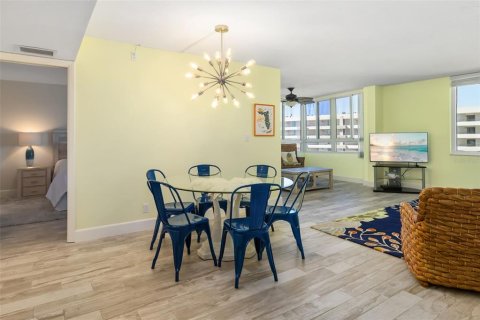 Copropriété à vendre à Sarasota, Floride: 2 chambres, 123.93 m2 № 2102027 - photo 8