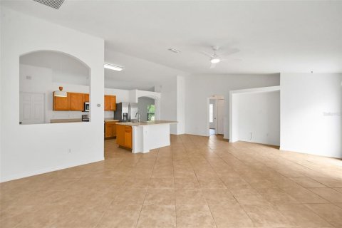 Casa en venta en Ocala, Florida, 3 dormitorios, 185.8 m2 № 2339772 - foto 10