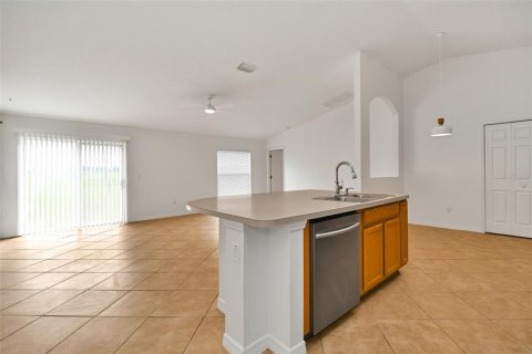 Casa en venta en Ocala, Florida, 3 dormitorios, 185.8 m2 № 2339772 - foto 8