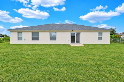Casa en venta en Ocala, Florida, 3 dormitorios, 185.8 m2 № 2339772 - foto 3