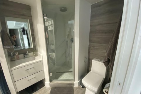 Immobilier commercial à vendre à Miami, Floride: 157.93 m2 № 1896938 - photo 18