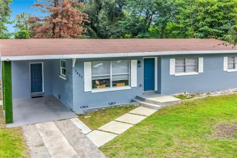 Casa en Orlando, Florida 3 dormitorios, 125.7 m2 № 2379632