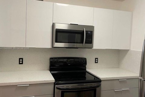 Copropriété à vendre à Pompano Beach, Floride: 2 chambres, 74.32 m2 № 2000112 - photo 6