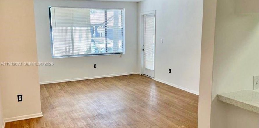 Condo à Pompano Beach, Floride, 2 chambres  № 2000112