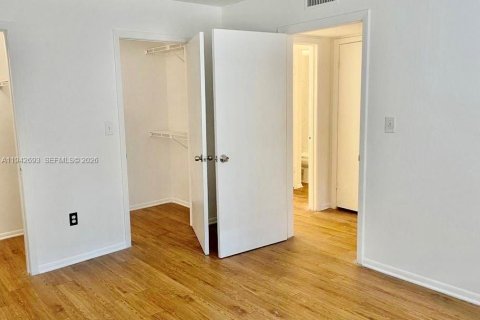 Copropriété à vendre à Pompano Beach, Floride: 2 chambres, 74.32 m2 № 2000112 - photo 8