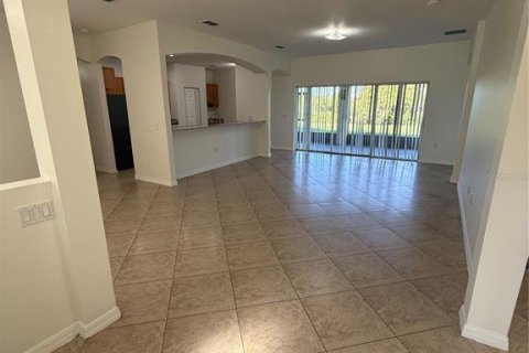House in BELLALAGO in Kissimmee, Florida 4 bedrooms, 209.68 sq.m. № 1899707 - photo 16