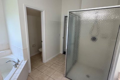 House in BELLALAGO in Kissimmee, Florida 4 bedrooms, 209.68 sq.m. № 1899707 - photo 25