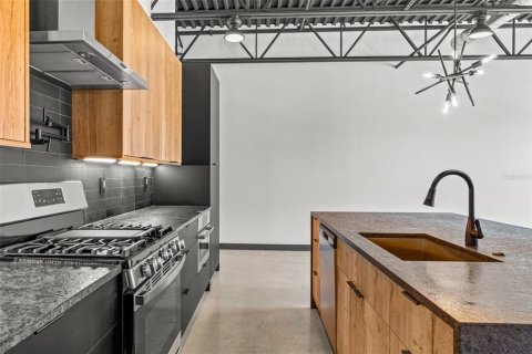 Appartement à louer à Tampa, Floride: 2 chambres, 123.1 m2 № 2092423 - photo 18