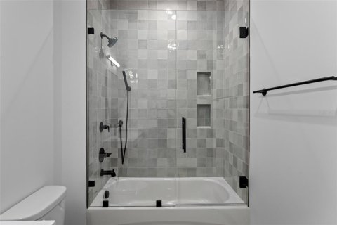 Appartement à louer à Tampa, Floride: 2 chambres, 123.1 m2 № 2092423 - photo 24