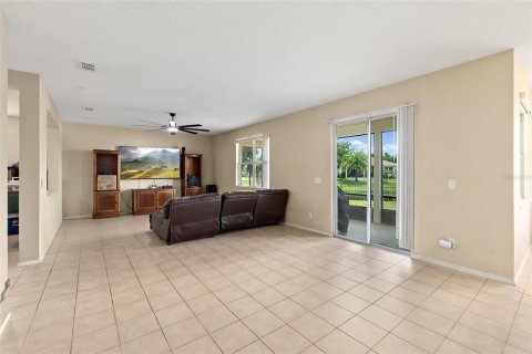 House in Daytona Beach, Florida 3 bedrooms, 184.32 sq.m. № 2219593 - photo 27